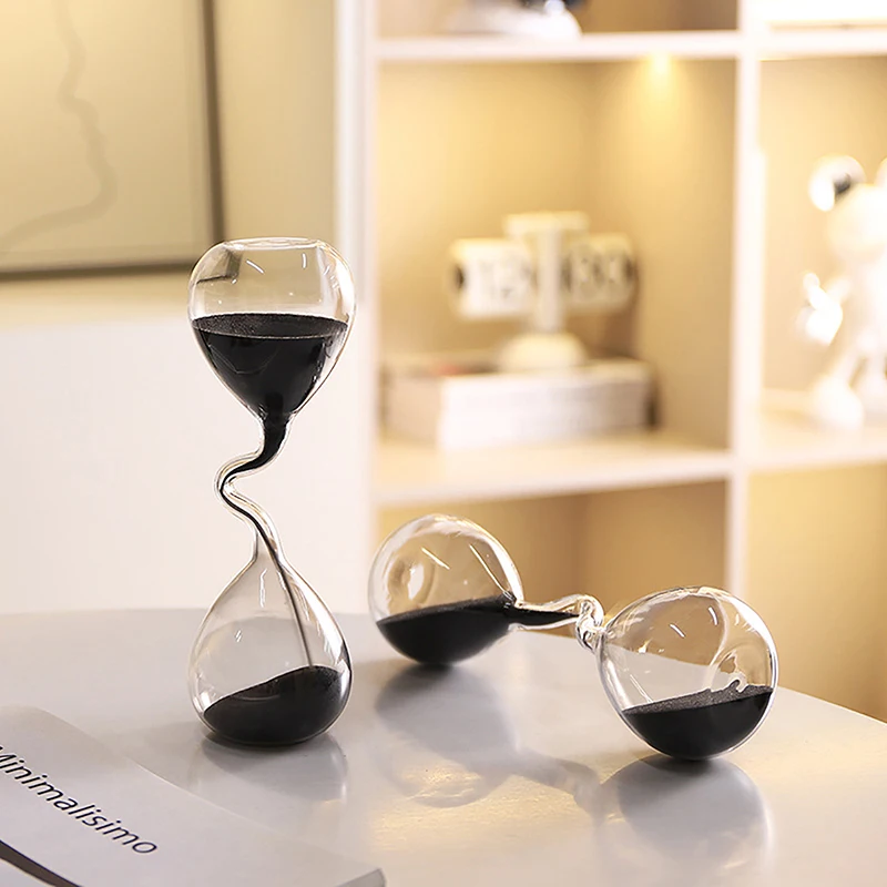Czarna klepsydra o nowoczesnym – Interior Design Years Of School recenzja i cena