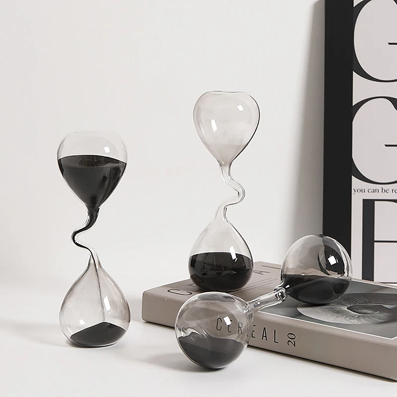 Czarna klepsydra o nowoczesnym – Interior Design Years Of School recenzja i cena