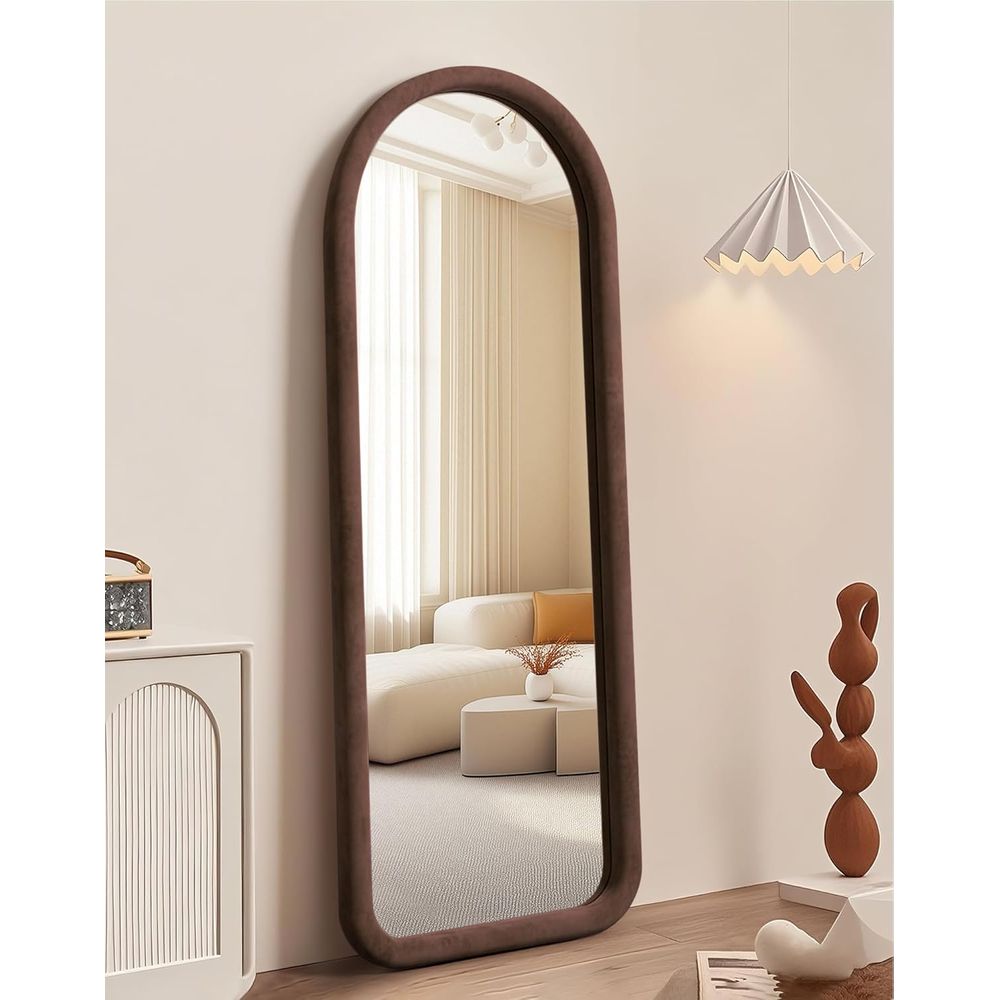 Łukowate lustro na całej długo – Arch Mirror Leaning recenzja i cena